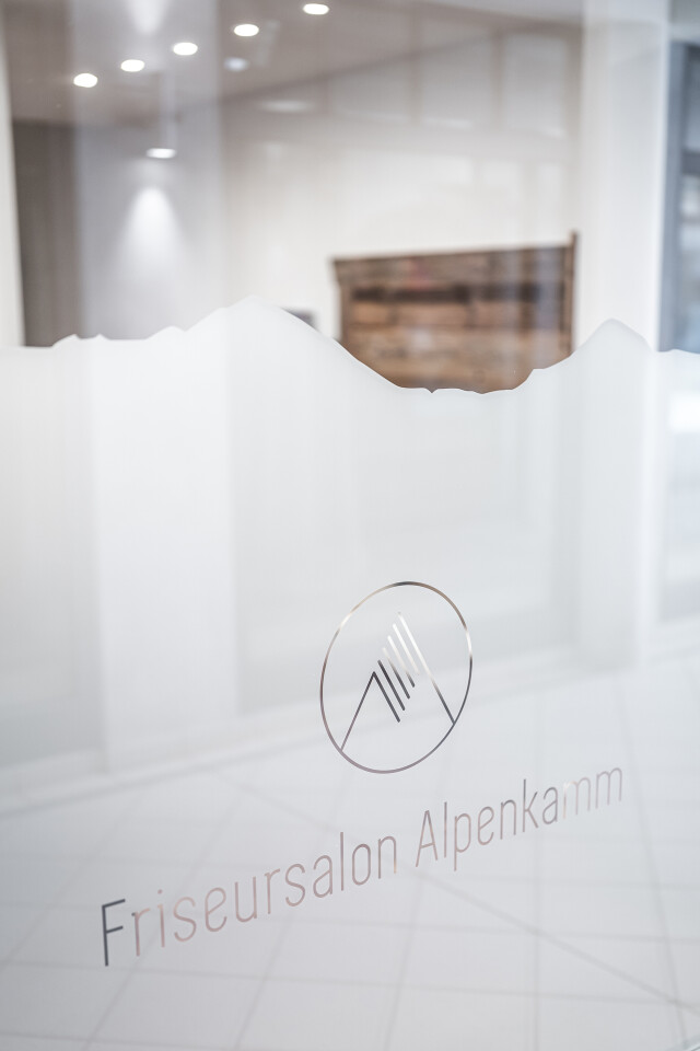 Friseursalon Alpenkamm